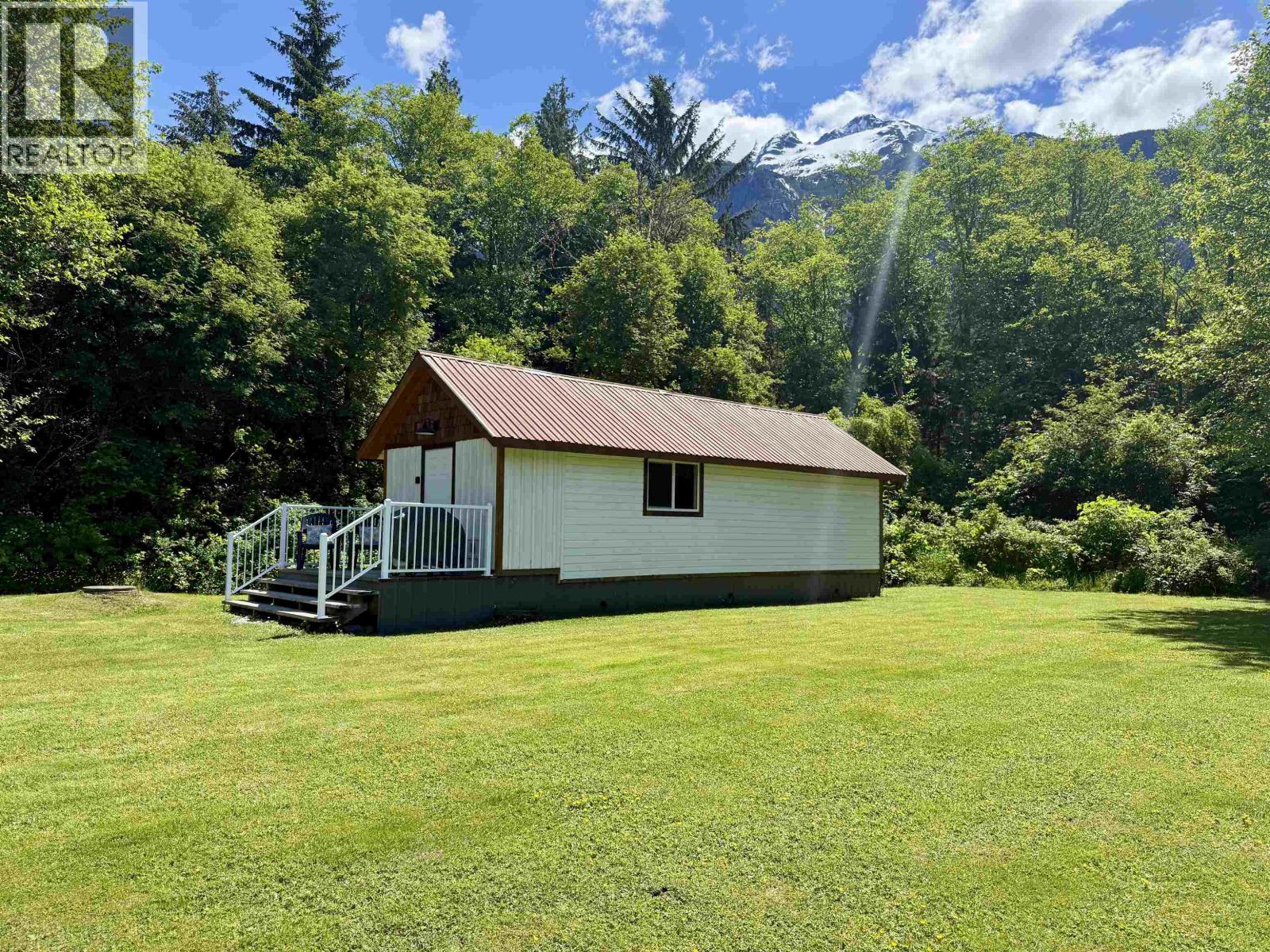 1867 Mackenzie 20 Highway, Hagensborg, British Columbia  V0T 1H0 - Photo 36 - R3129298