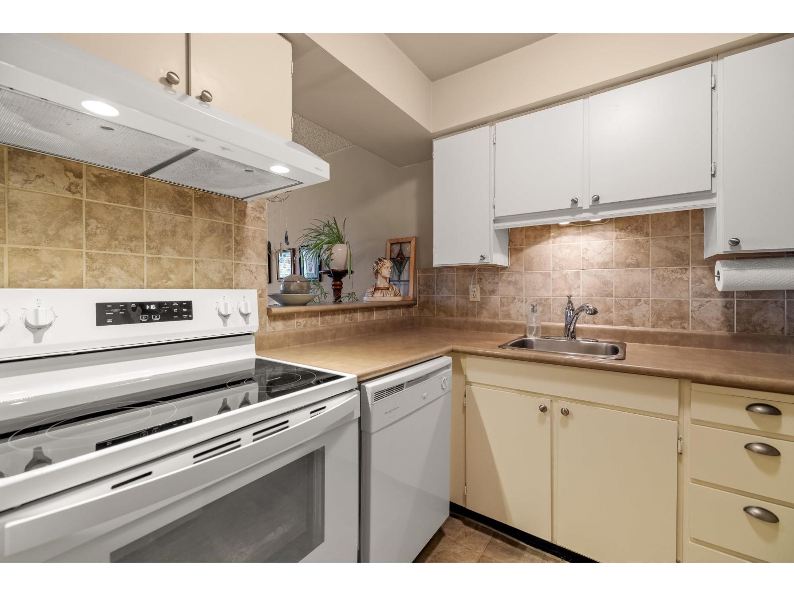 214 5224 204 Street, Langley, British Columbia  V3A 3N1 - Photo 11 - R3129198