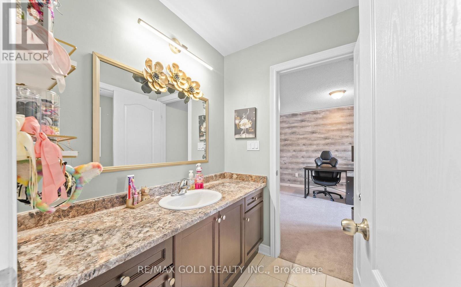 9 Fringetree Road, Brampton, Ontario  L6R 0B6 - Photo 31 - W13211002