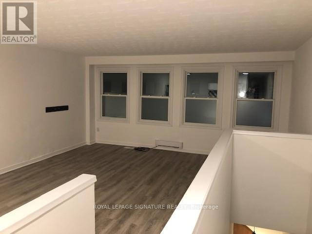 337a Lakeshore Road E, Oakville, Ontario  L6J 1J4 - Photo 4 - W13211068