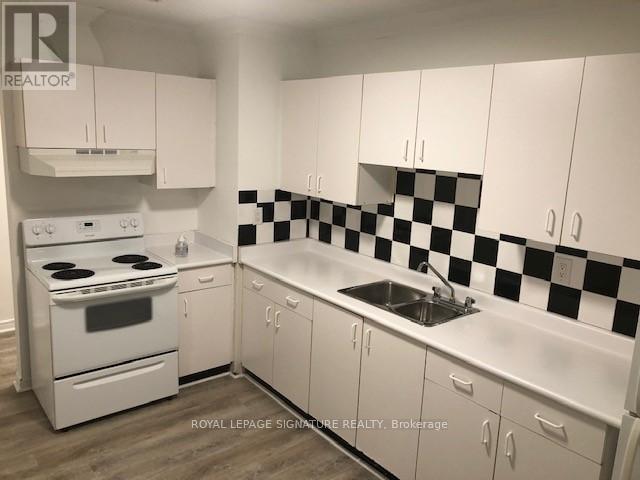 337a Lakeshore Road E, Oakville, Ontario  L6J 1J4 - Photo 6 - W13211068