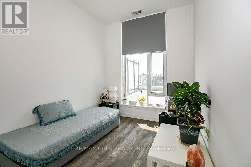 320 - 2520 Eglinton Avenue W, Mississauga, Ontario  L5M 0Y2 - Photo 6 - W13211102