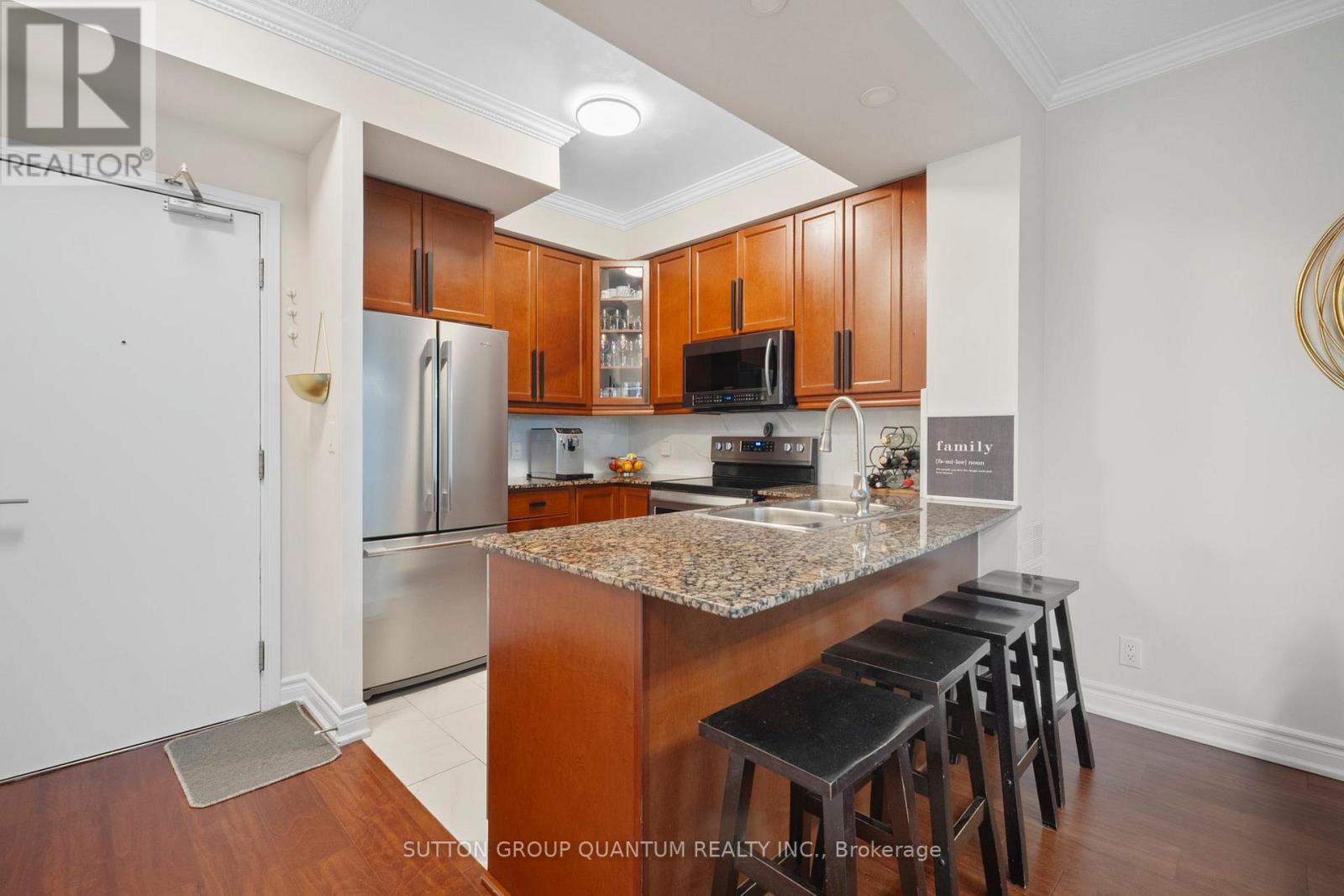 302 - 90 Absolute Avenue, Mississauga, Ontario  L4Z 0A3 - Photo 4 - W13211120