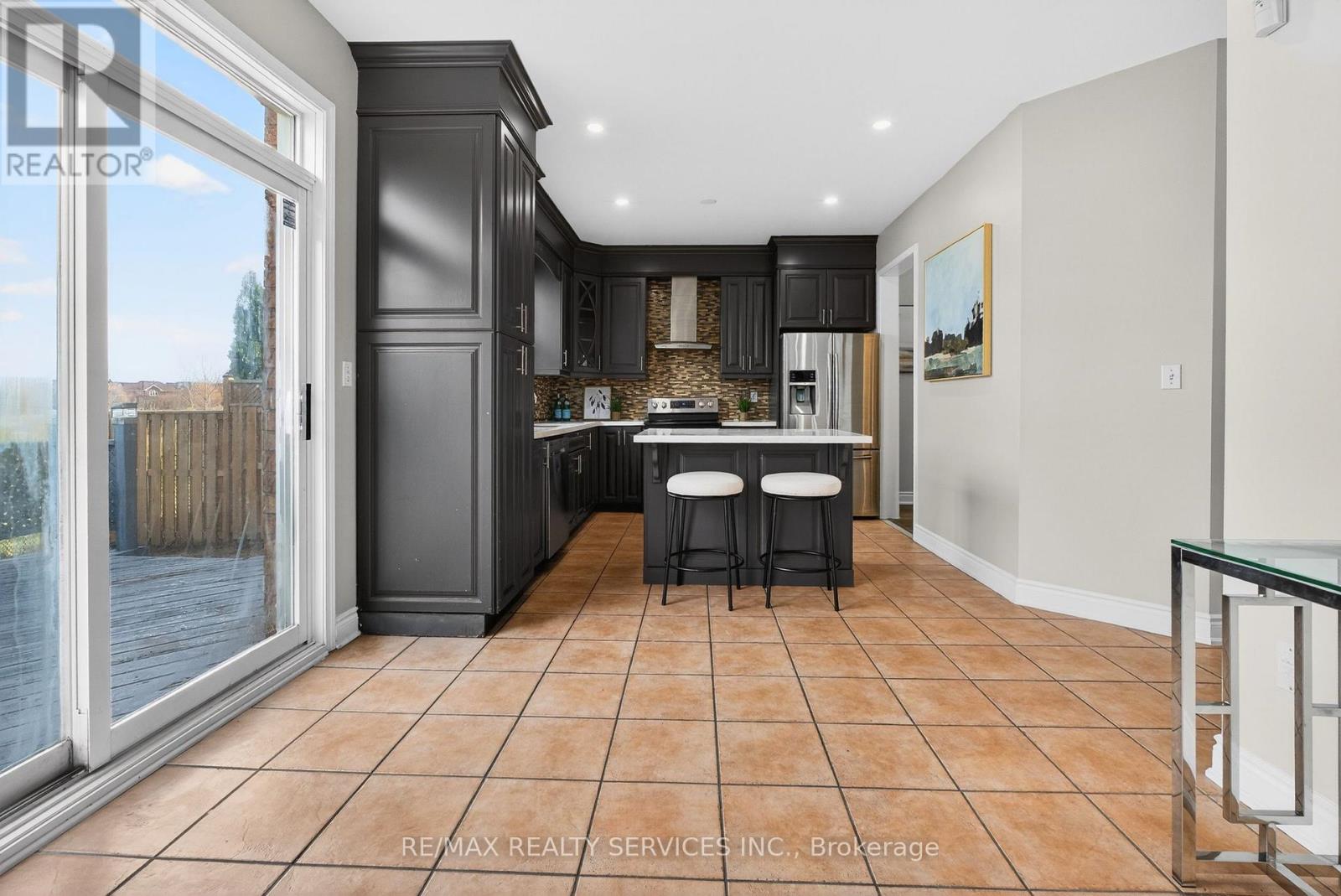 47 Upper Highlands Drive, Brampton, Ontario  L6Z 4V9 - Photo 14 - W13211132
