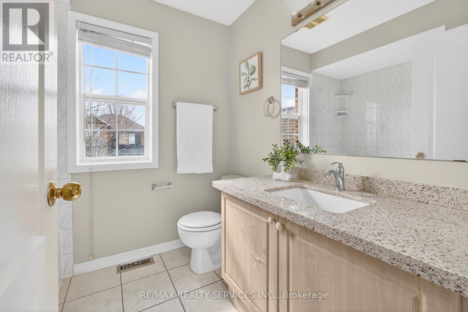 47 Upper Highlands Drive, Brampton, Ontario  L6Z 4V9 - Photo 30 - W13211132