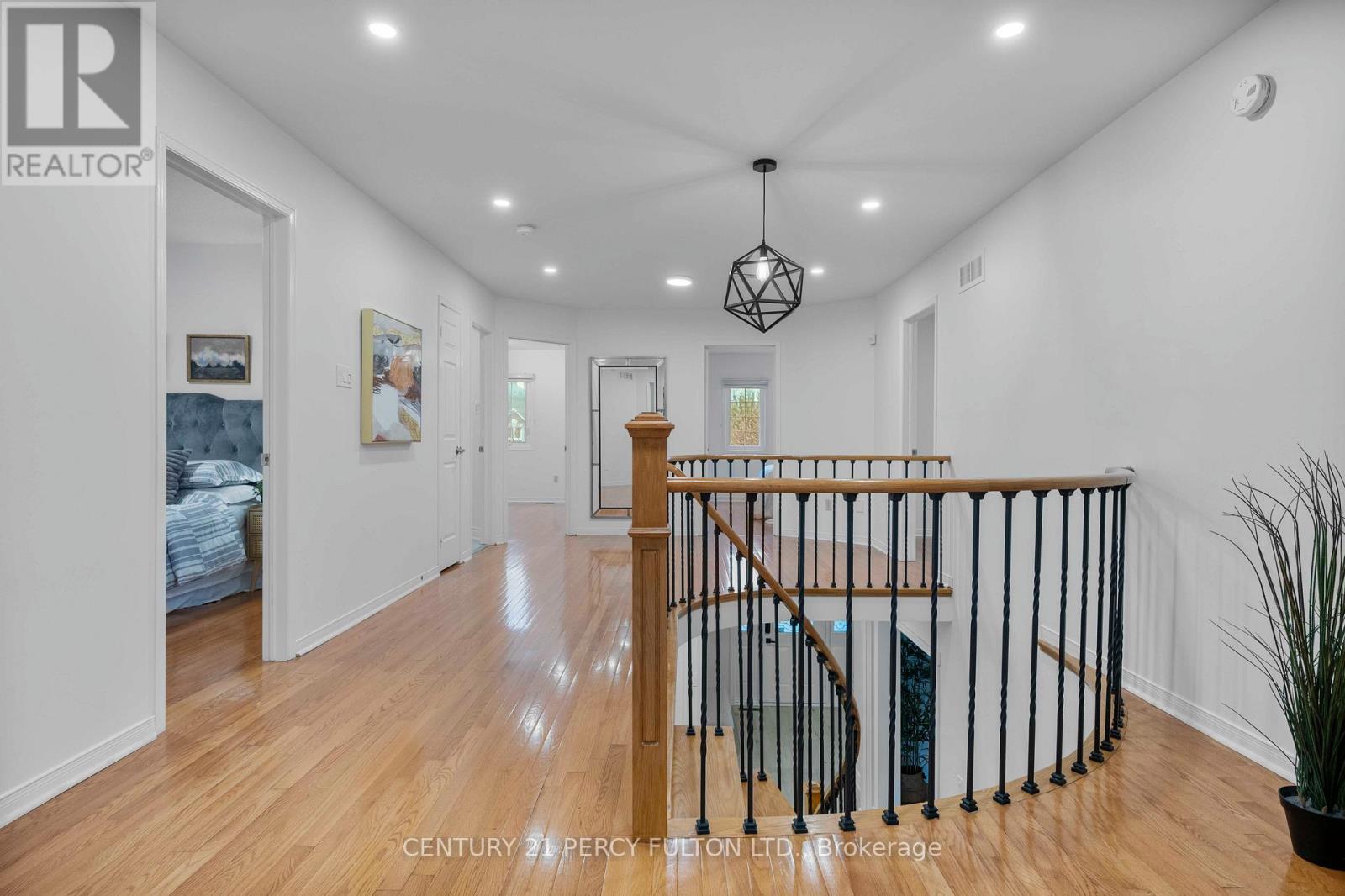5393 Glen Erin Drive, Mississauga, Ontario  L5M 5C8 - Photo 35 - W13211146