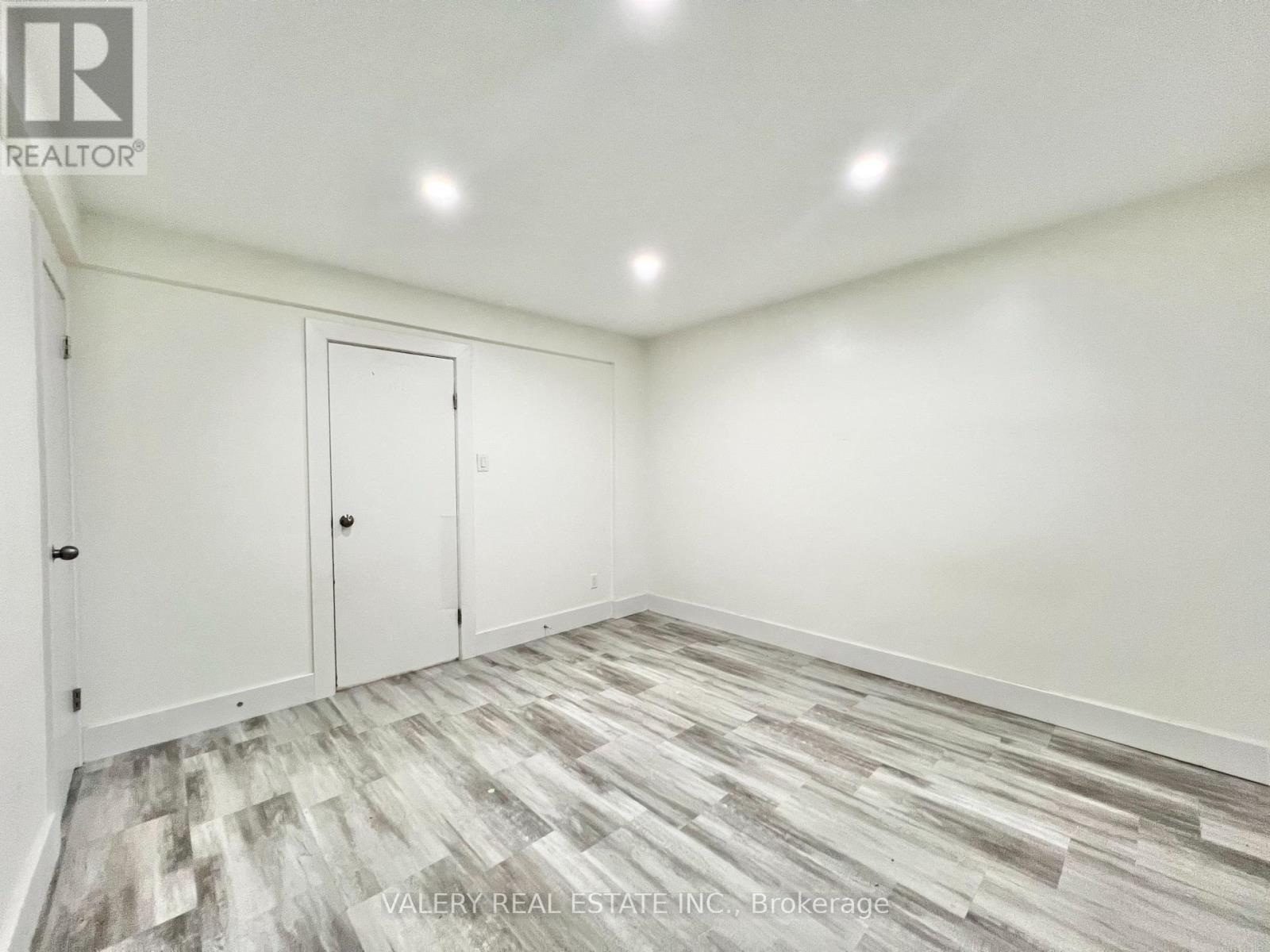 4 - 15 Stavebank Road N, Mississauga, Ontario  L5G 2T2 - Photo 4 - W13211154