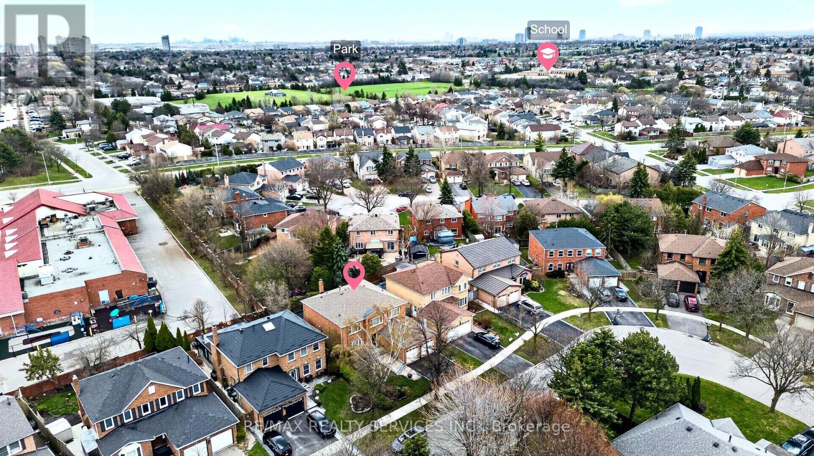 52 Nottingham Crescent, Brampton, Ontario  L6S 4G4 - Photo 4 - W13211218