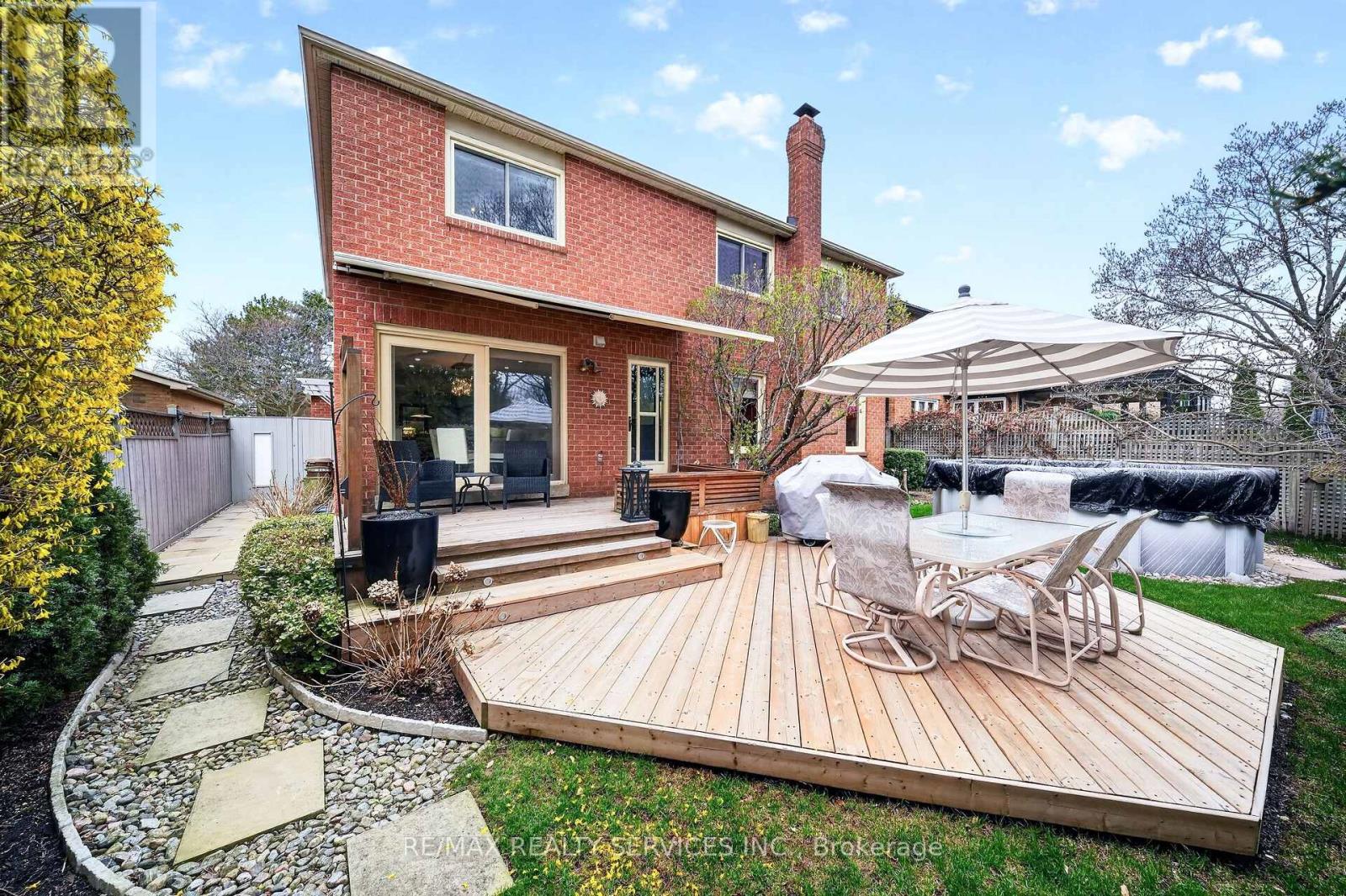 52 Nottingham Crescent, Brampton, Ontario  L6S 4G4 - Photo 46 - W13211218