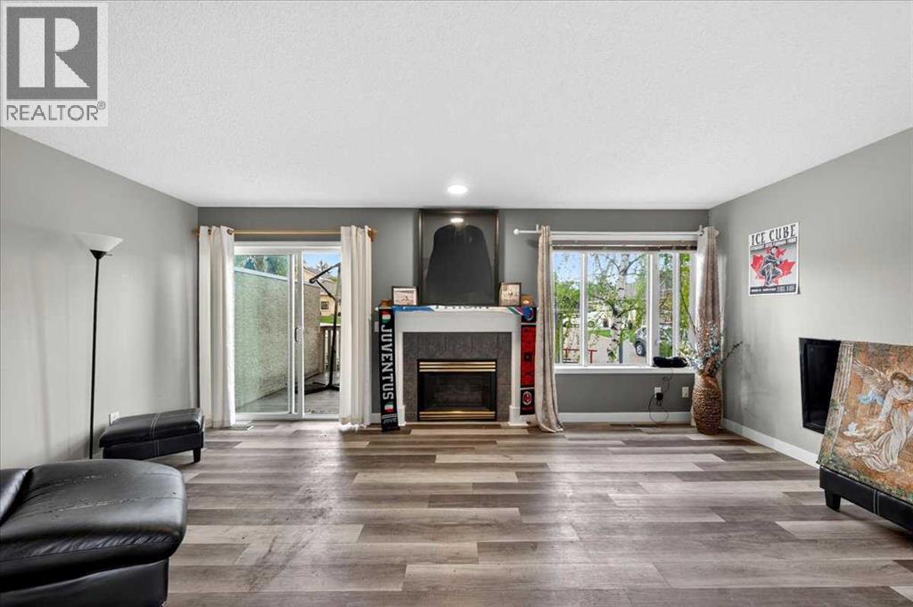 15 Cedarview Mews SW, Calgary, Alberta T2W 6H8 - Photo 13 - A2312178