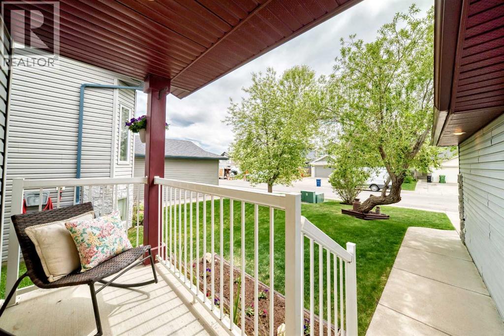 208 Stonegate Crescent Nw, Airdrie, Alberta  T4B 2V3 - Photo 36 - A2314968