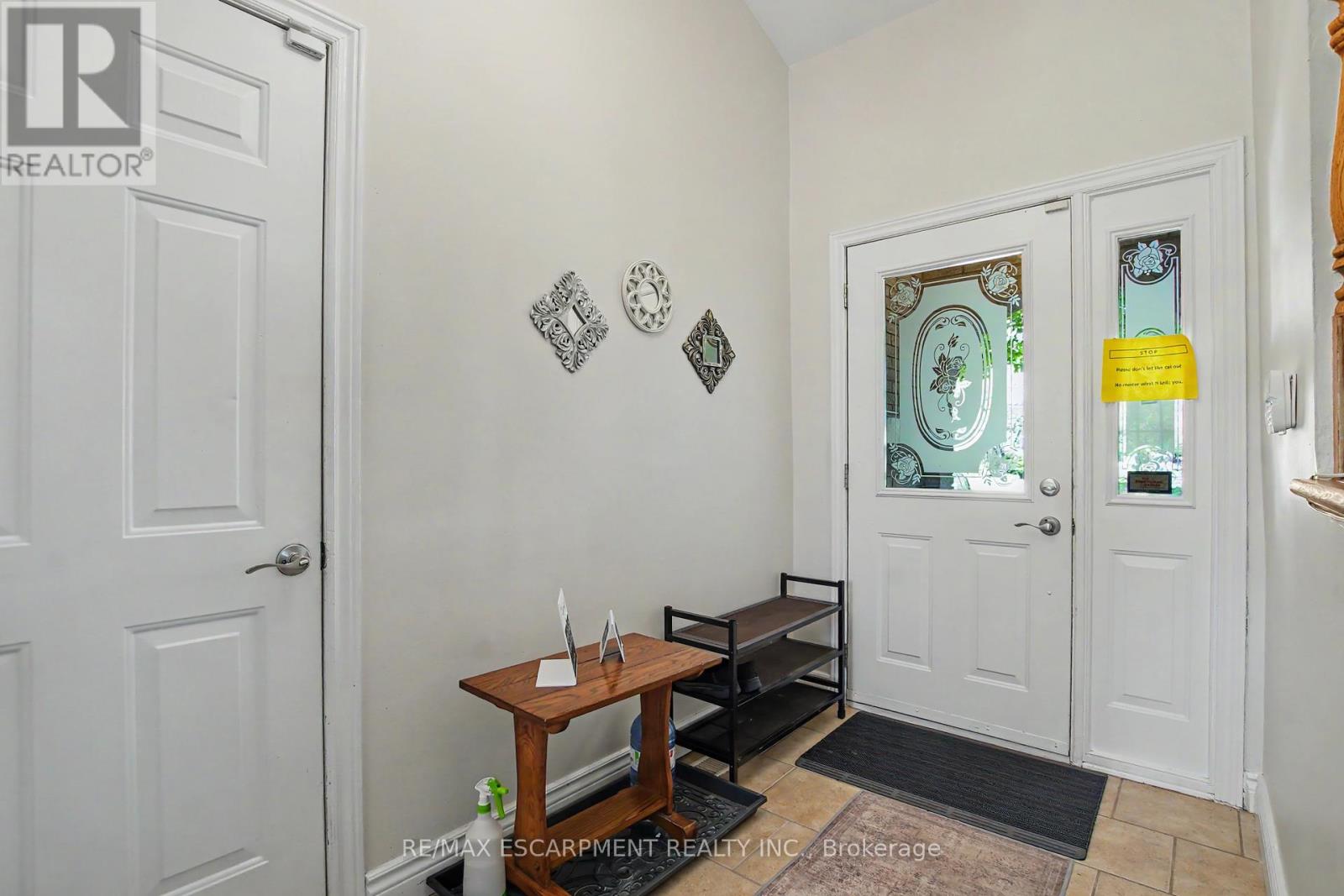 304 St Andrews Drive, Hamilton, Ontario  L8K 5K4 - Photo 5 - X13210986