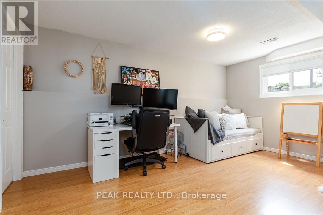 11 Wendy Crescent, Kitchener, Ontario  N2A 3T4 - Photo 24 - X13211008