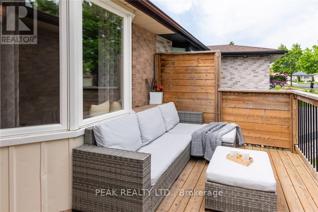 11 Wendy Crescent, Kitchener, Ontario  N2A 3T4 - Photo 3 - X13211008