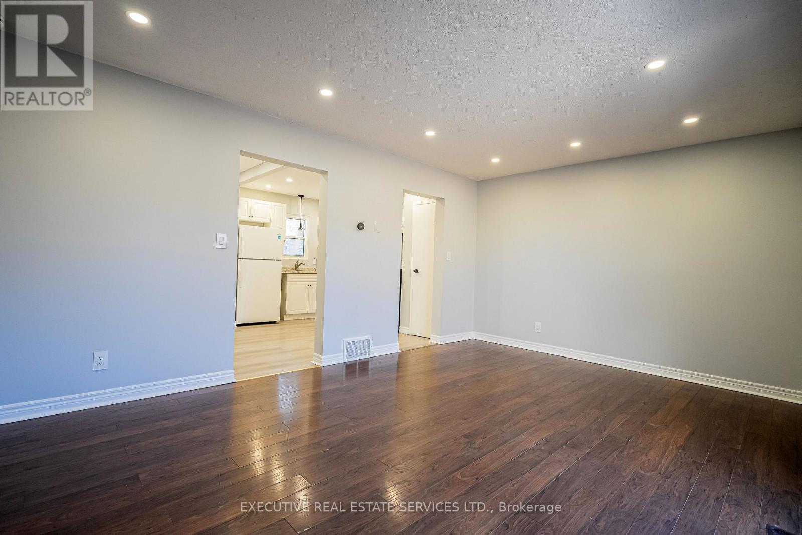 18 - 131 Rockwood Avenue, St. Catharines, Ontario  L2P 3K4 - Photo 12 - X13211084