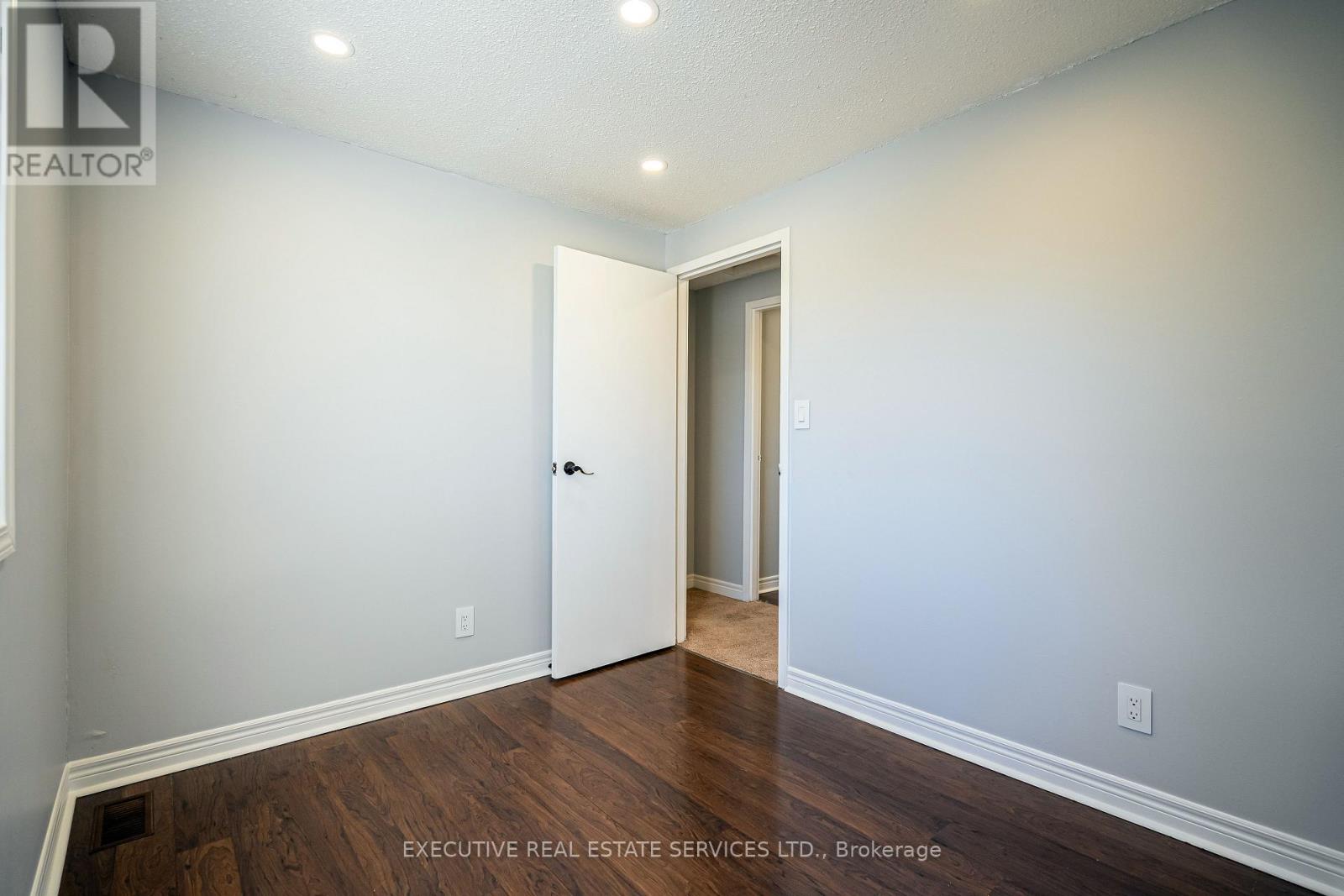 18 - 131 Rockwood Avenue, St. Catharines, Ontario  L2P 3K4 - Photo 21 - X13211084