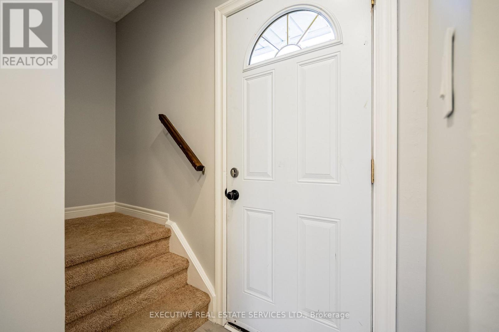 18 - 131 Rockwood Avenue, St. Catharines, Ontario  L2P 3K4 - Photo 5 - X13211084