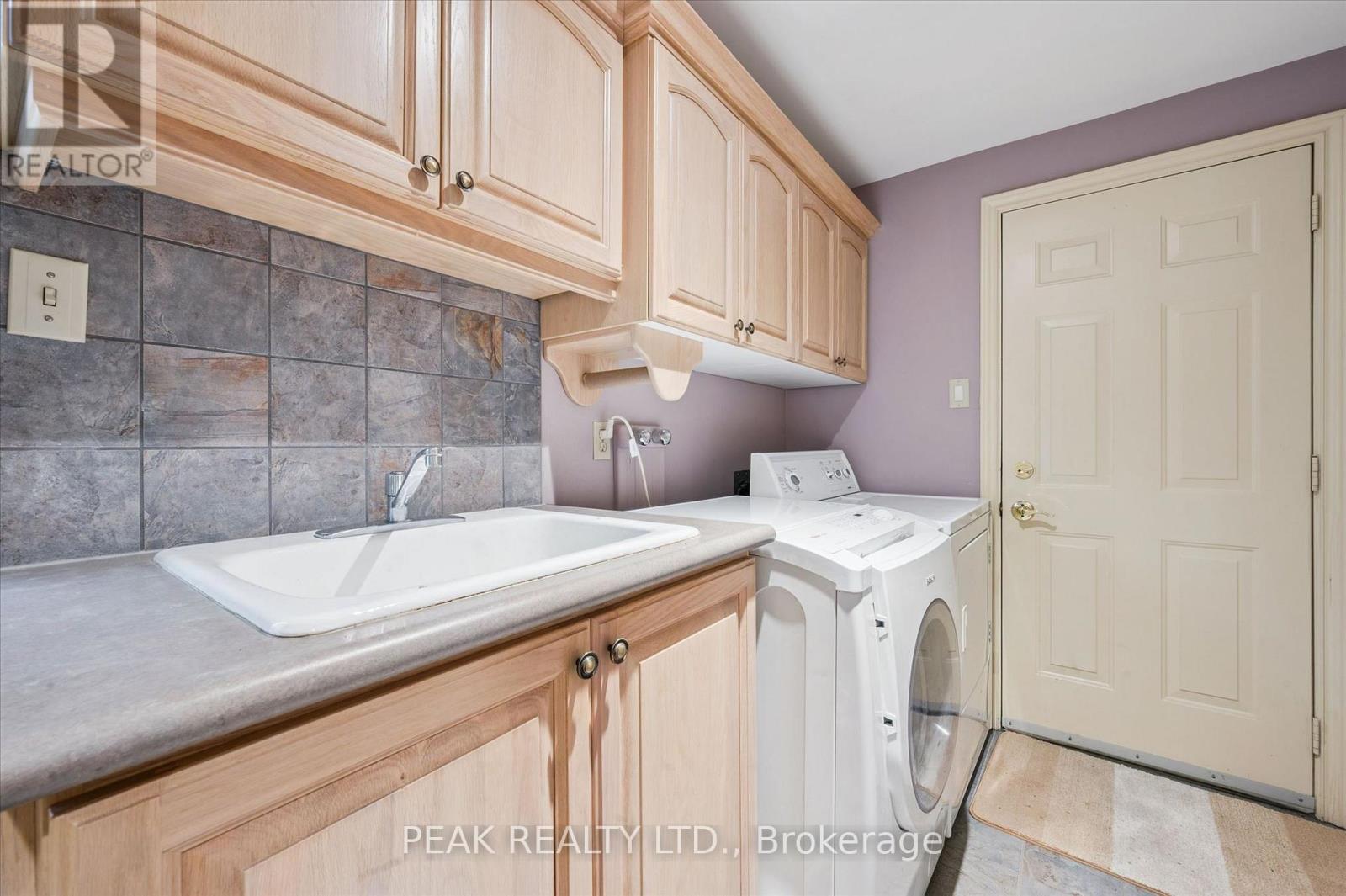 459 Belgreen Way, Waterloo, Ontario  N2L 5X6 - Photo 13 - X13211202