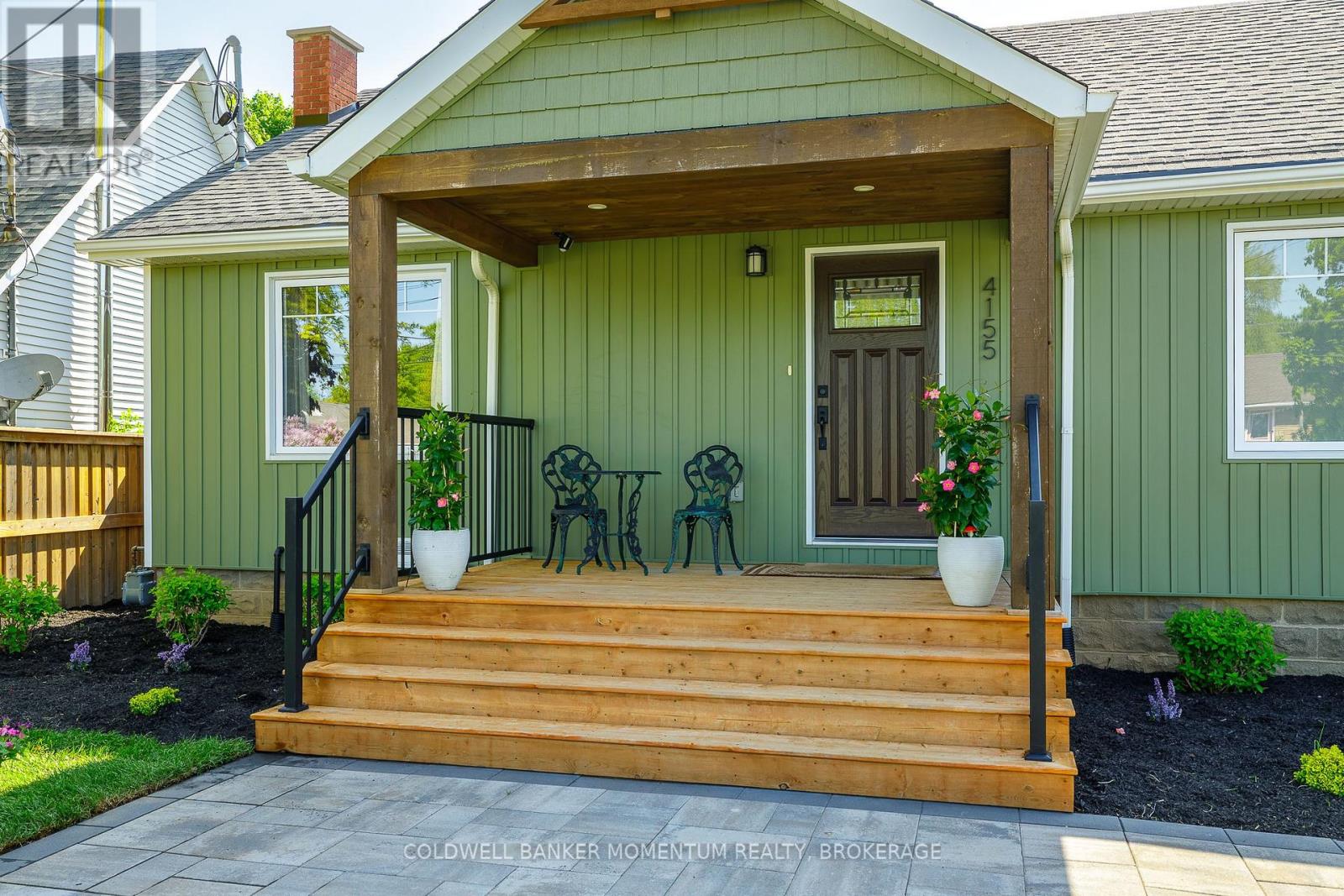 4155 Mountain Street, Lincoln, Ontario  L0R 1B7 - Photo 2 - X13211290