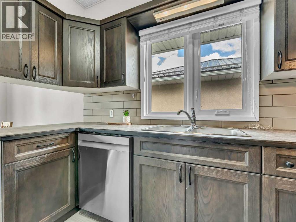 166 Mitchell Crescent NW, Medicine Hat, Alberta  T1A 6V4 - Photo 18 - A2311725