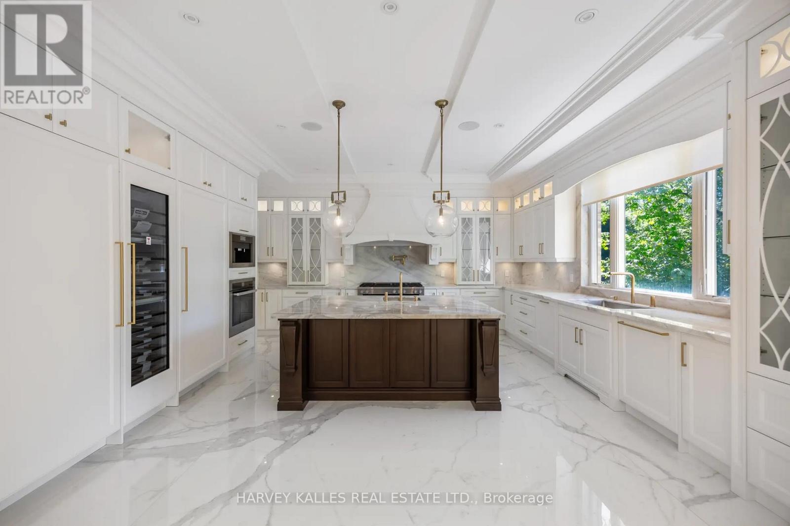 73 Lord Seaton Road, Toronto, Ontario  M2P 1K6 - Photo 9 - C13211234