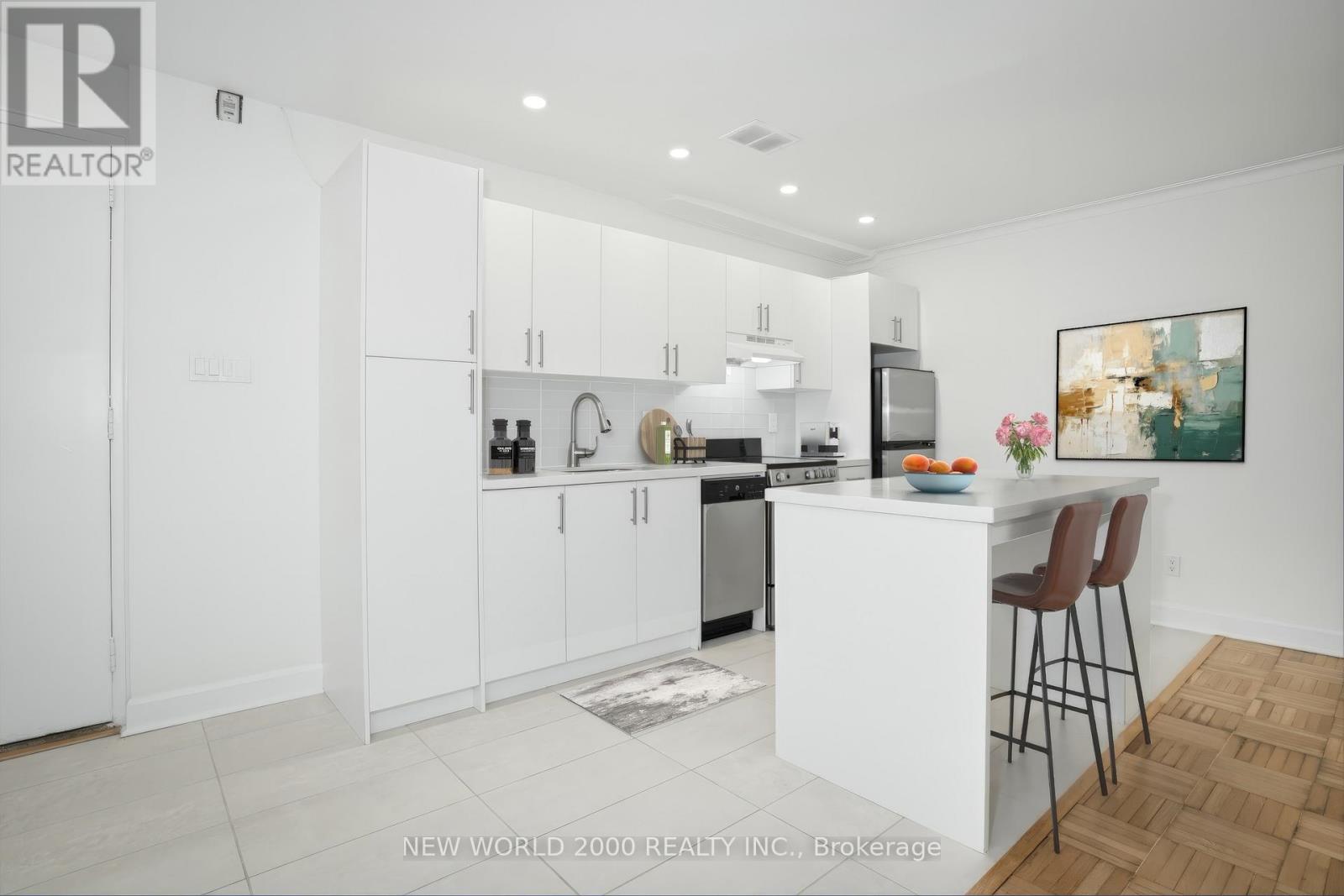 102 - 49 Glen Elm Avenue, Toronto, Ontario  M4T 1V2 - Photo 3 - C13211252