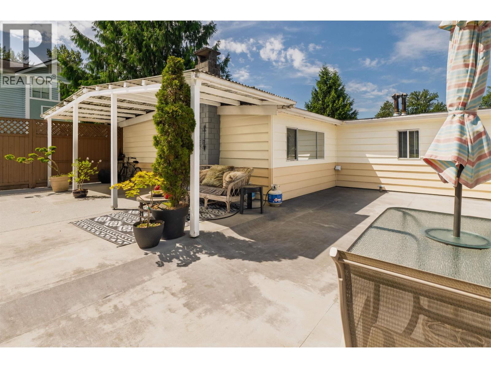 22450 Streng Avenue, Maple Ridge, British Columbia  V2X 4M5 - Photo 6 - R3129129