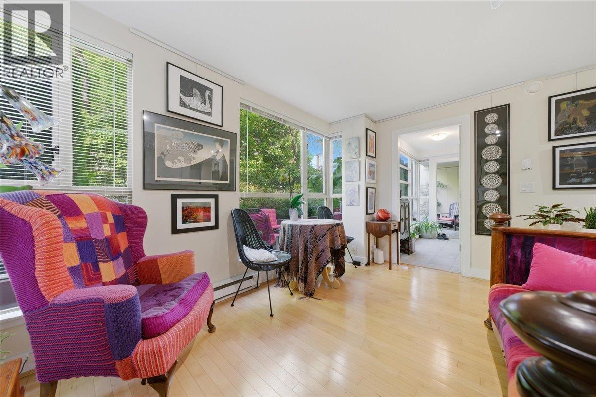 310 2137 W 10th Avenue, Vancouver, British Columbia  V6K 4W4 - Photo 2 - R3129422