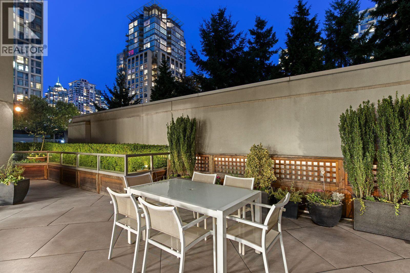 307 1009 Expo Boulevard, Vancouver, British Columbia  V6Z 2V9 - Photo 5 - R3129435