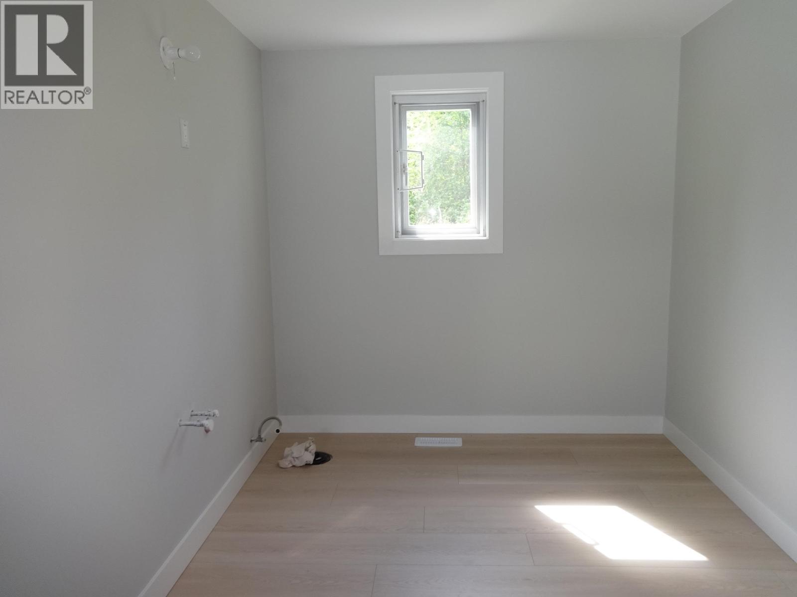 6217 Norwest Bay Road, Sechelt, British Columbia  V7Z 0M2 - Photo 31 - R3129405