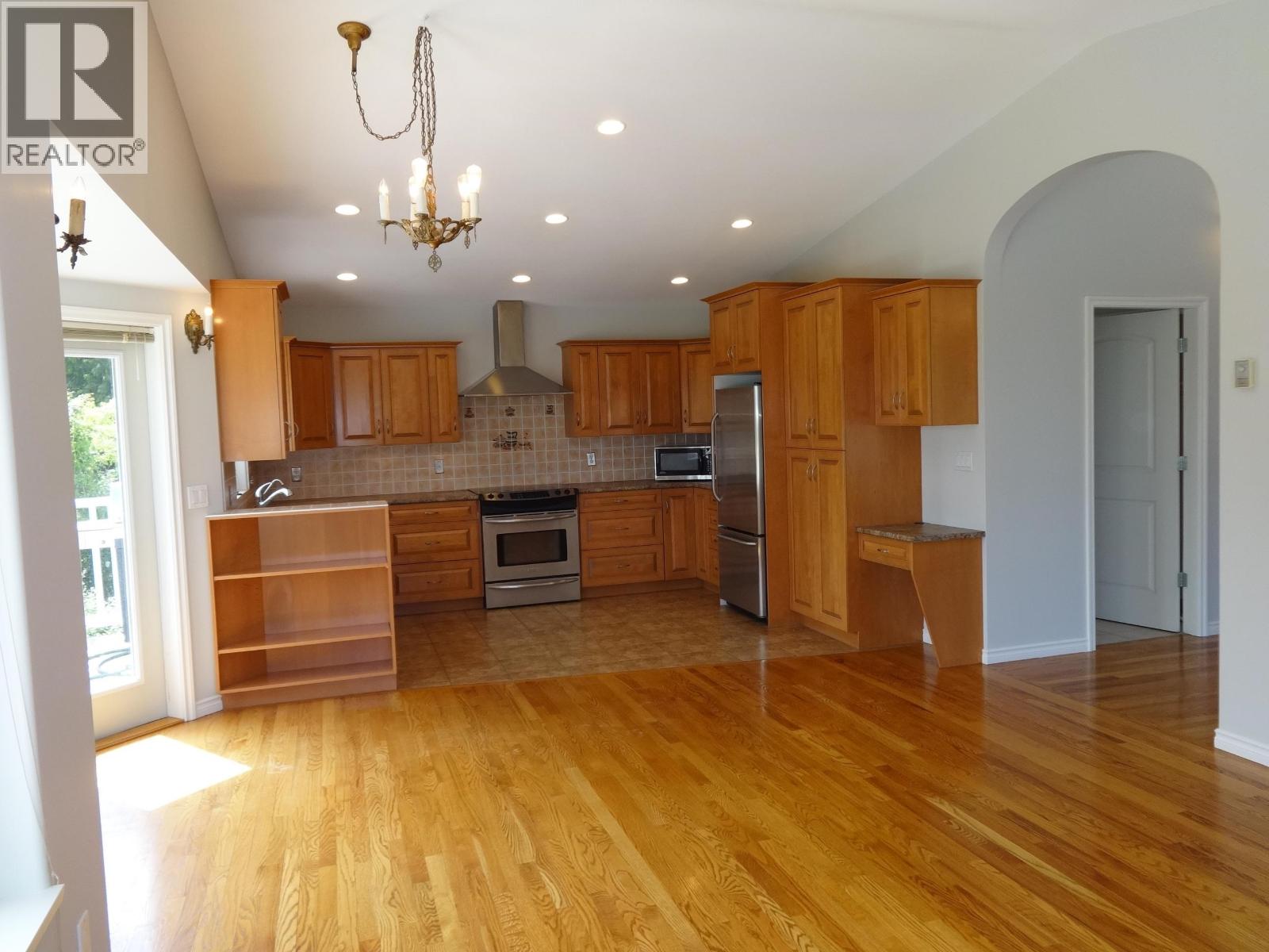 6217 Norwest Bay Road, Sechelt, British Columbia  V7Z 0M2 - Photo 4 - R3129405
