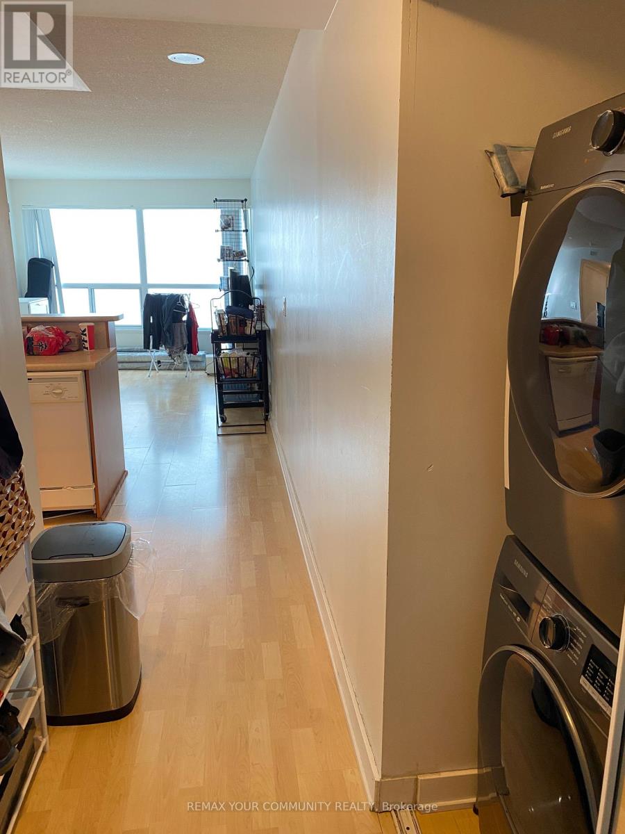 3002 - 38 Lee Centre Drive, Toronto, Ontario  M1H 3J7 - Photo 6 - E13211242