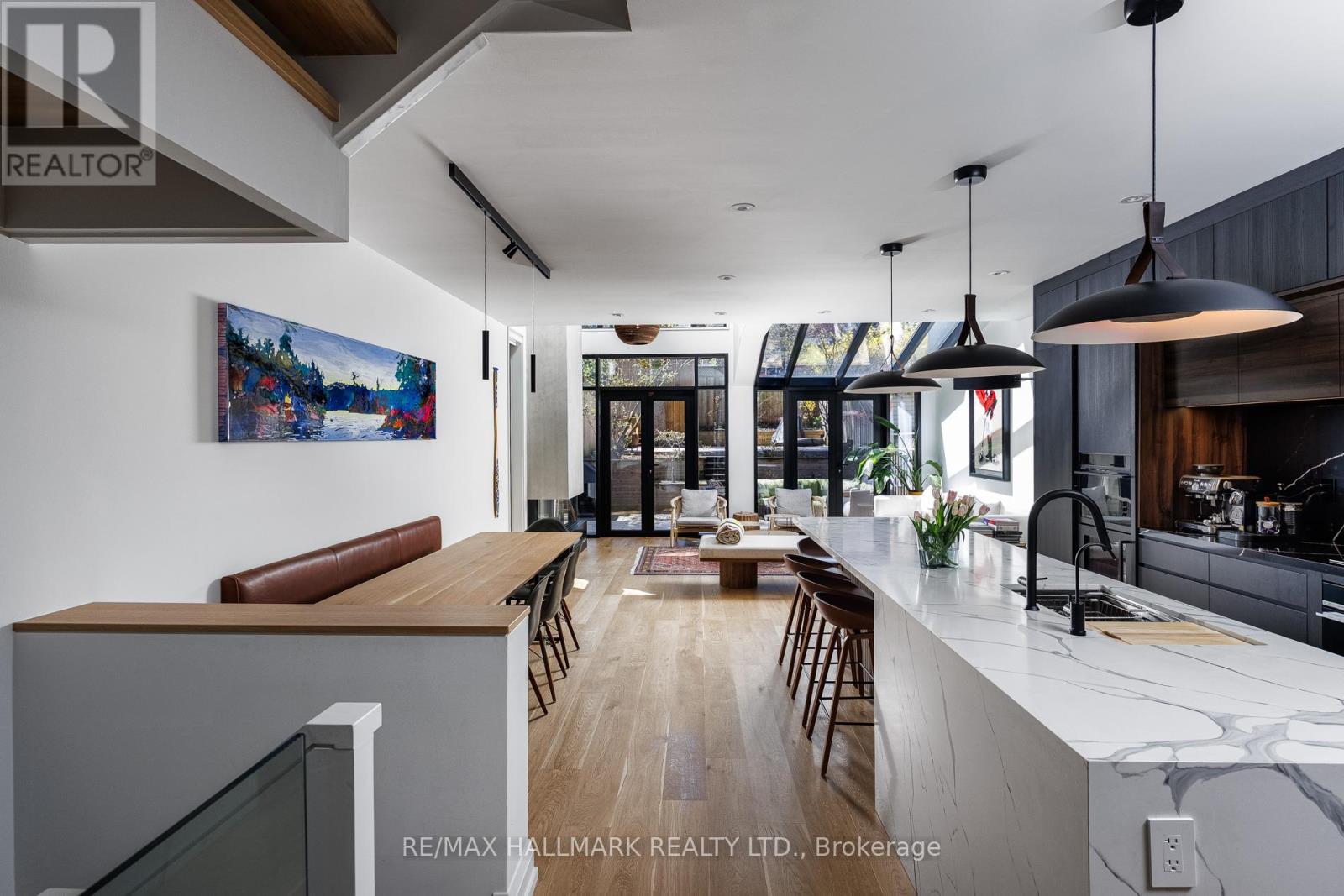 186 Kenilworth Avenue, Toronto, Ontario  M4L 3S6 - Photo 11 - E13211308