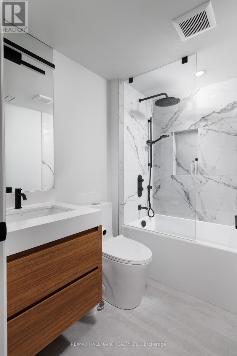186 Kenilworth Avenue, Toronto, Ontario  M4L 3S6 - Photo 34 - E13211308