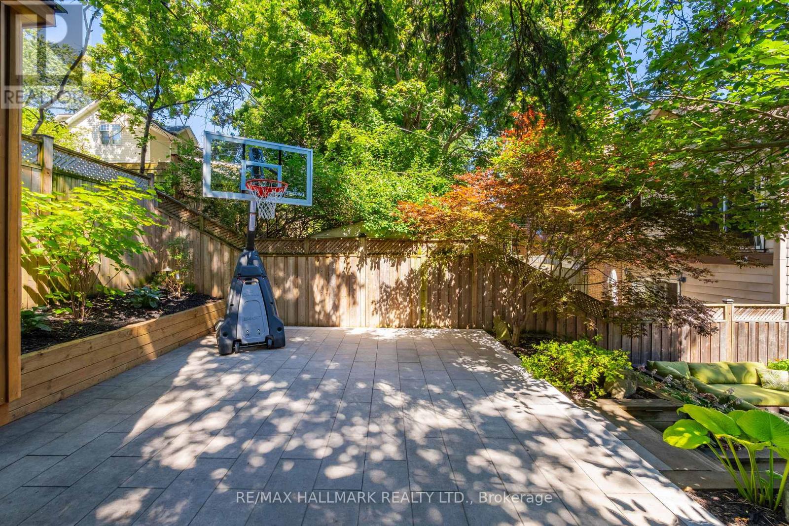 186 Kenilworth Avenue, Toronto, Ontario  M4L 3S6 - Photo 49 - E13211308