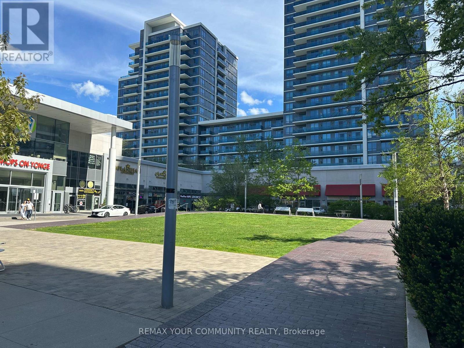 33/34/35 - 7181 Yonge Street, Markham, Ontario  L3T 0C7 - Photo 7 - N13209320