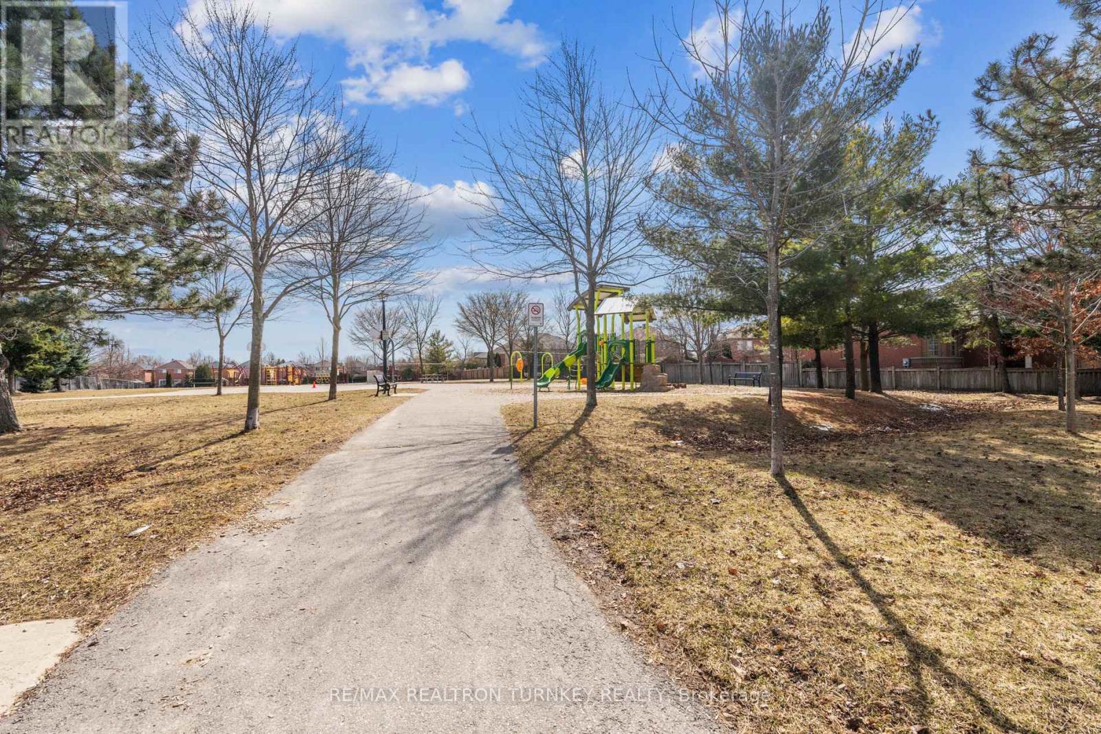 142 Denise Circle, Newmarket, Ontario  L3X 2K1 - Photo 48 - N13210912