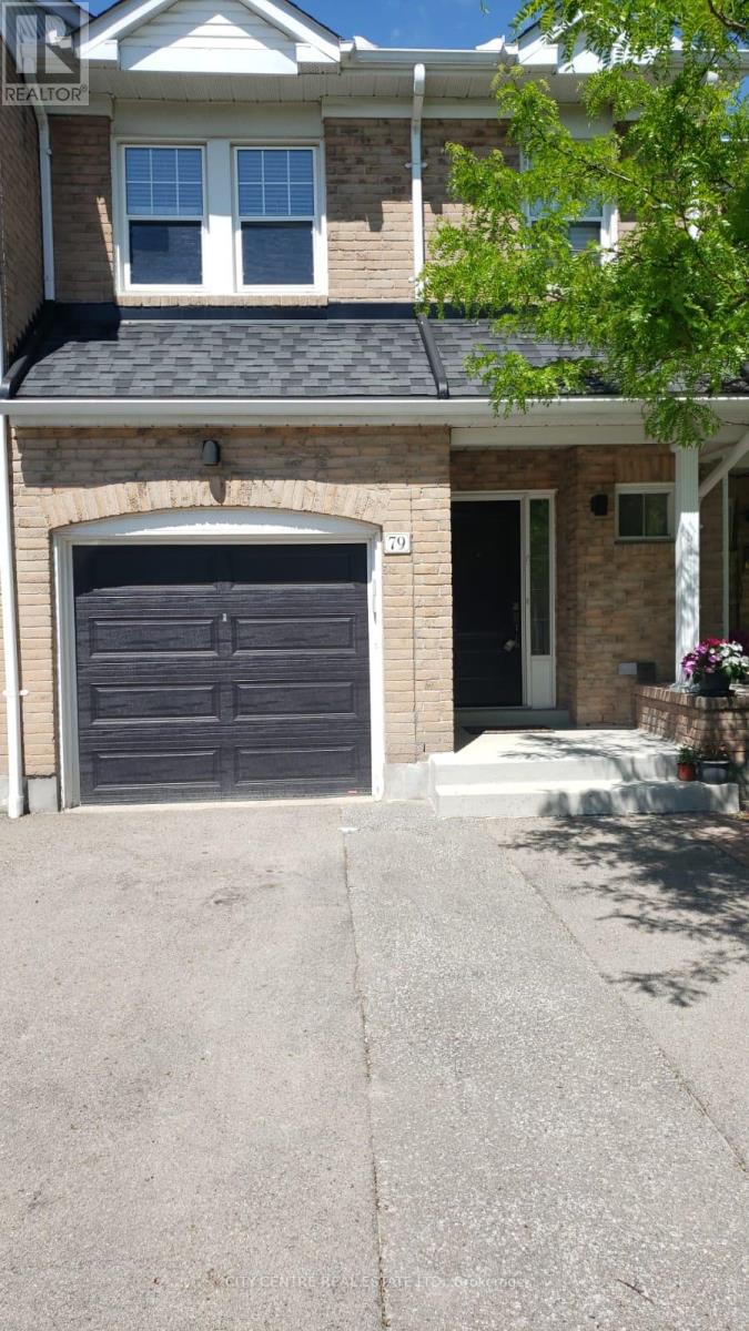 79 Tamarack Circle, Toronto, Ontario  M9P 3T9 - Photo 3 - W13137564
