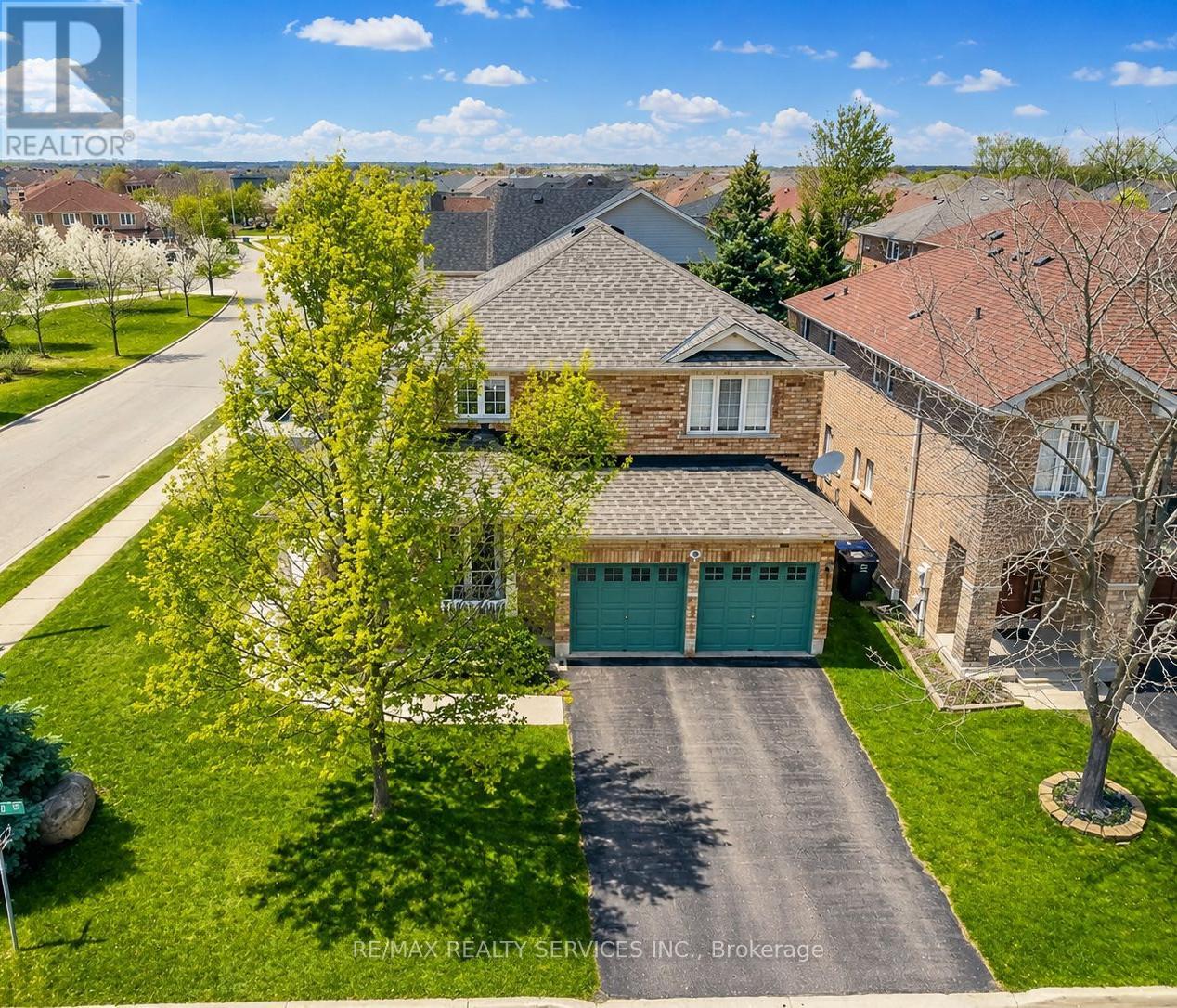 21 FILBERT WAY, Brampton, Ontario