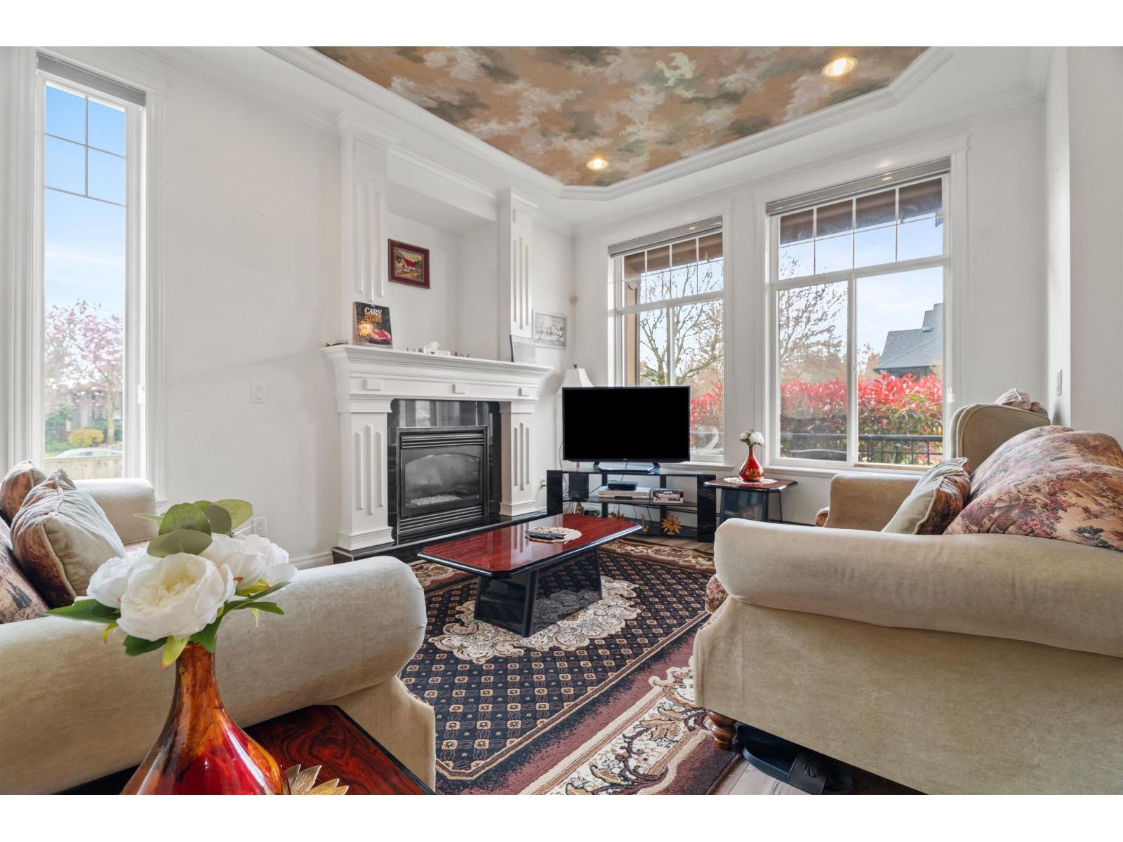 6312 166a Street, Surrey, British Columbia  V3S 0W1 - Photo 3 - R3129093