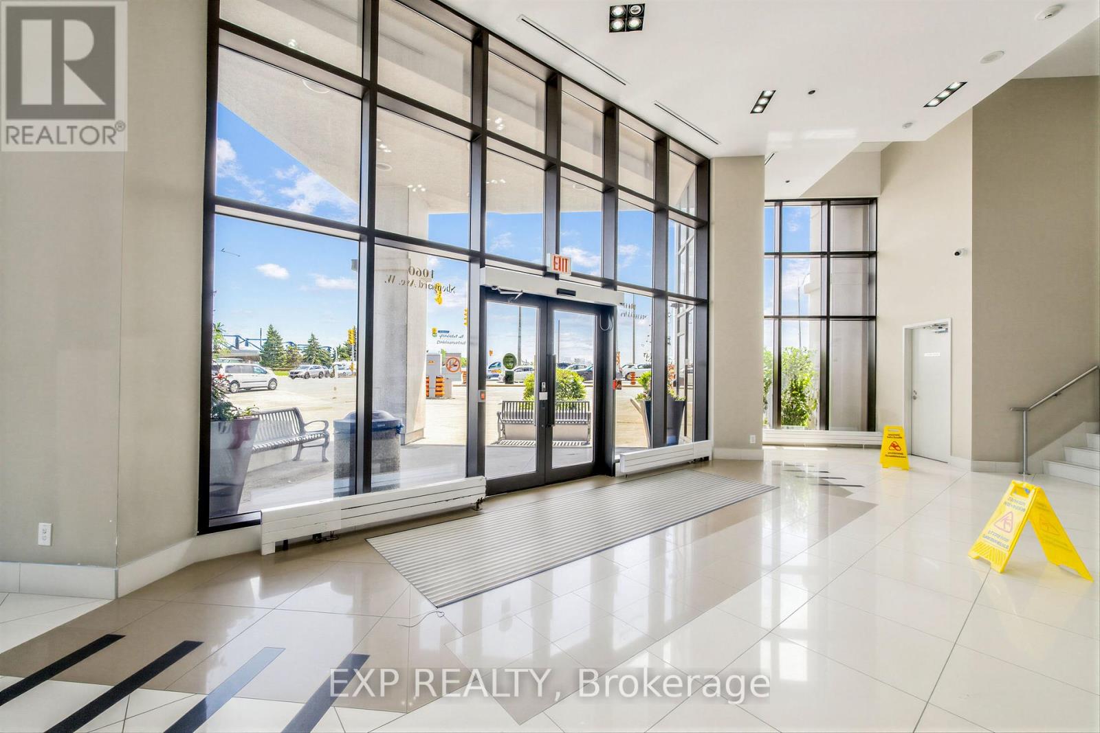 1005 - 1060 Sheppard Avenue W, Toronto, Ontario  M3J 0G7 - Photo 7 - W13211278