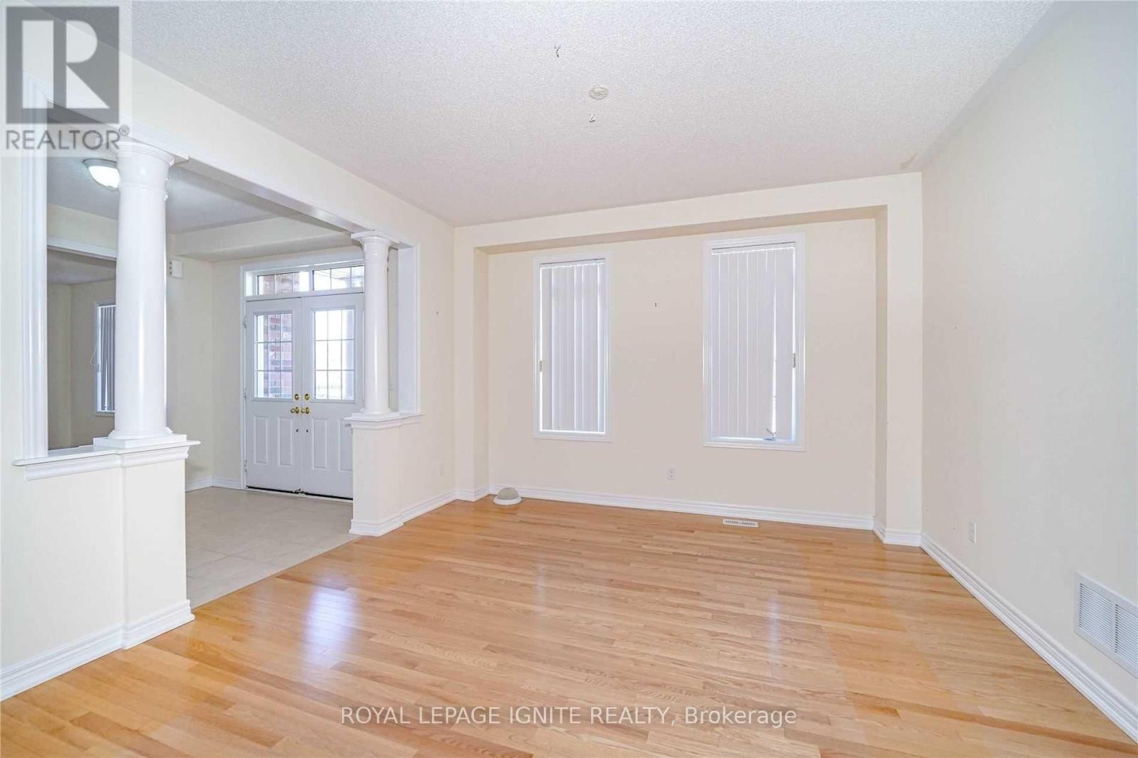 Upper - 26 Ironshield Drive, Brampton, Ontario  L6P 3N4 - Photo 12 - W13211296