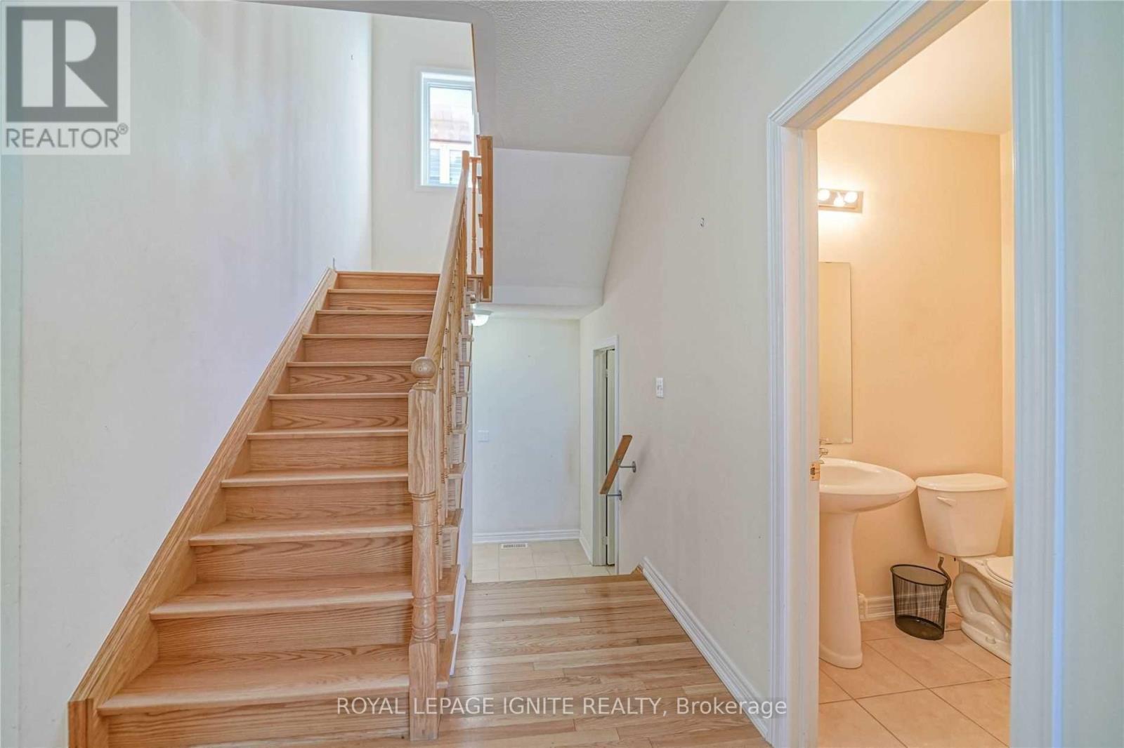 Upper - 26 Ironshield Drive, Brampton, Ontario  L6P 3N4 - Photo 13 - W13211296