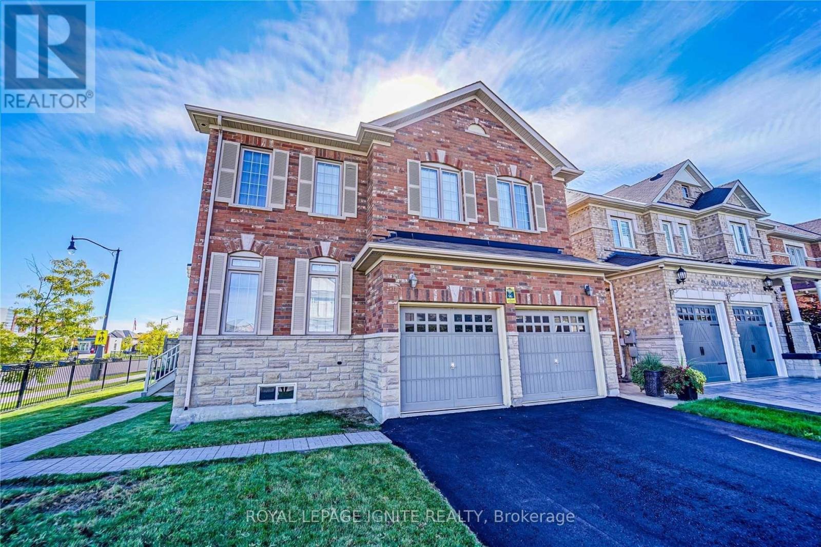 Upper - 26 Ironshield Drive, Brampton, Ontario  L6P 3N4 - Photo 3 - W13211296