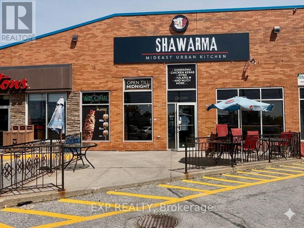 285 Rexdale Boulevard, Toronto, Ontario  M9W 1P7 - Photo 2 - W13211302