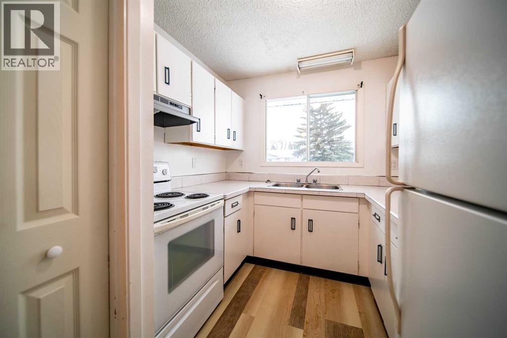 1601 5 Avenue, Wainwright, Alberta  T9W 1J3 - Photo 3 - A2306990