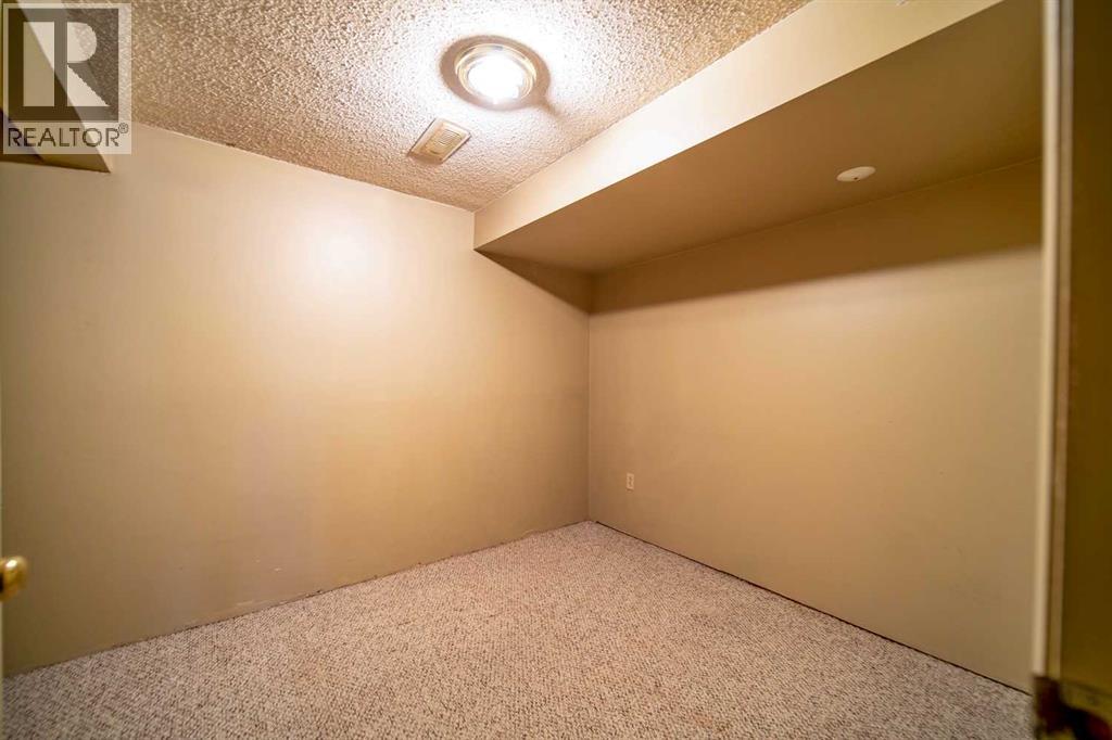1601 5 Avenue, Wainwright, Alberta  T9W 1J3 - Photo 22 - A2306990