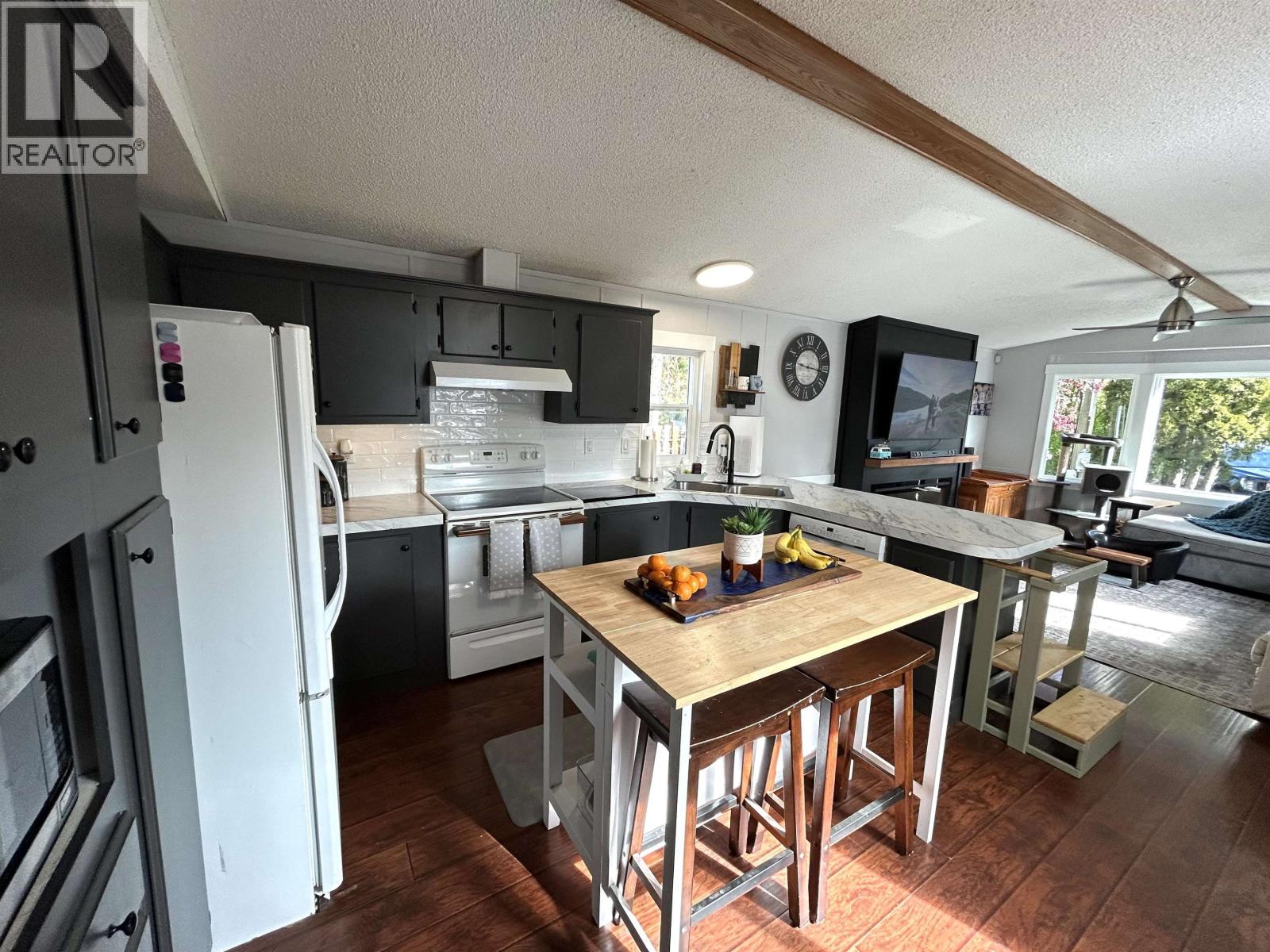7245 Dawson Place, Prince George, British Columbia  V2K 2M5 - Photo 10 - R3129437