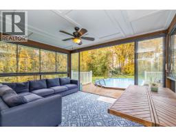 24445 104 AVENUE, Maple Ridge, British Columbia