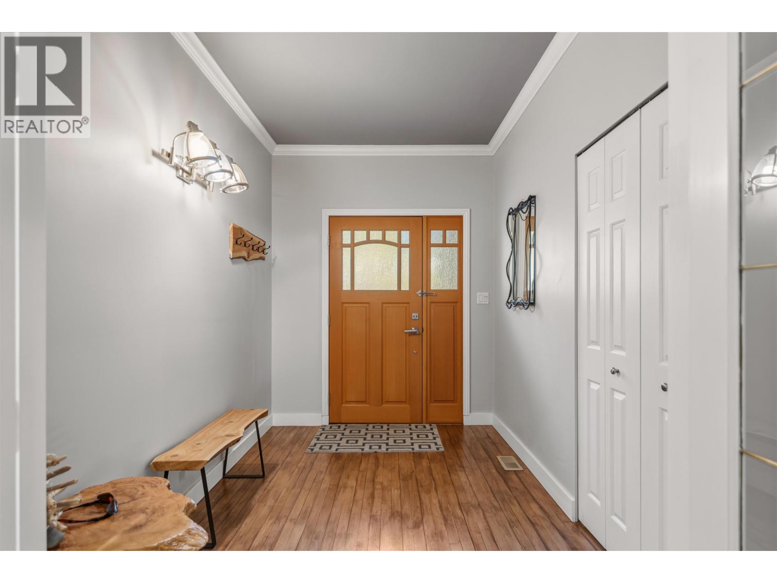 8029 Southwood Road, Halfmoon Bay, British Columbia  V0N 1Y1 - Photo 4 - R3103345